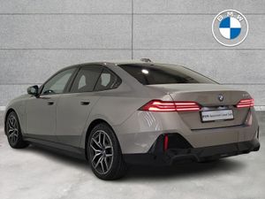 BMW 5-Series 530e M Sport Saloon - Image 3