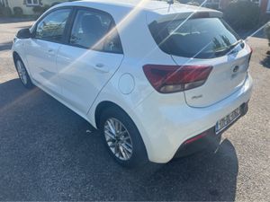 Kia Rio LX 5DR - Image 4