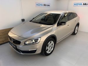 Volvo V60 2.0 D4 CROSS COUNTRY SE LUXURY DIESEL 19 - Image 2