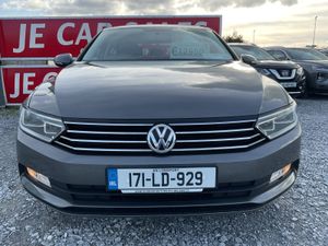 VW PASSAT 1.6 TDI 120BHP TRENDLINE SPOTLESS - Image 3