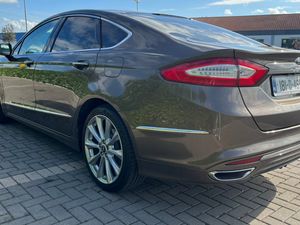 FORD MONDEO 20.TDCI VIGNALE ! - Image 4