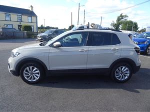 Volkswagen T-Cross LIFE 1.0 TSI MANUAL 5SPEED 95BH - Image 4