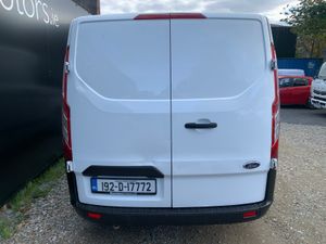 Custom 2.0tdci 105ps LWB // LOW MILEAGE // - Image 4