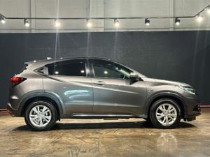 Honda Vezel 1.5 HYBRID AUTOMATIC - CRUISE CONTROL - Image 2