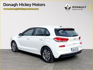Hyundai i30 1.6 Diesel Deluxe - Image 3