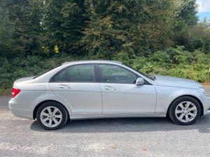 Mercedes-Benz C-Class 2012, automatic - Image 4