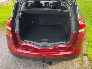 Renault Scenic 2018  diesel - Image 4