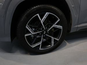 Hyundai Tucson Plug IN Hybrid - EX Demo - Platinu - Image 3