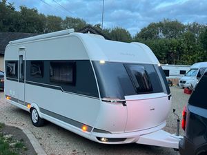 2020 Hobby 4 Berth Fixed Island Bed Caravan - Image 2