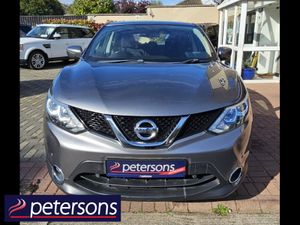 Nissan Qashqai 1.5 SV SAFETY PK + CON CONNECT 4DR - Image 3