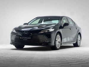 Toyota Camry Hybrid Platinum - Image 3