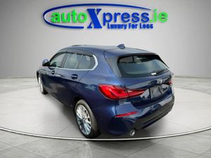 BMW 1-Series 118D Play edition, Automatic, Reversi - Image 3