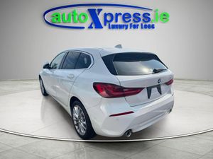 BMW 1-Series 2.0 D Automatic, Reversing camera - Image 3