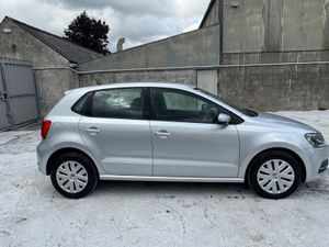 Volkswagen Polo 2015 Low Milege - Image 3