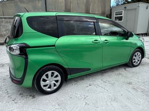 Toyota Sienta 2016 Hybrid 7 Seater - Image 4
