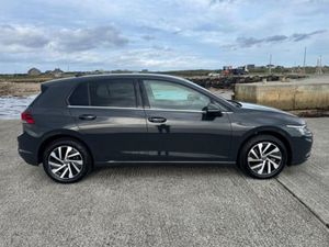 Volkswagen Golf Style TSI DSG - Image 2