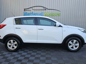 2015 KIA Sportage LX 1.7 CRDI - Image 2