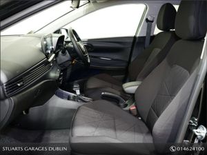 Hyundai Bayon Executive Automatic 5DR Auto One Ow - Image 3