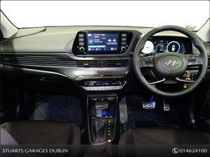 Hyundai Bayon Executive Automatic 5DR Auto One Ow - Image 4