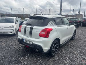 Suzuki Swift 1.4 Turbo - Image 4