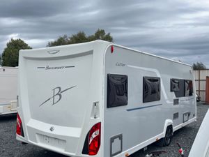 Buccaneer Cutter 4 Berth Fixed Island Bed Caravan - Image 3