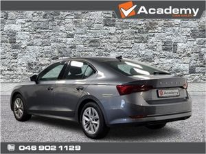 Skoda Octavia AMB 1.0tsi 110HP DSG 5 - Image 3