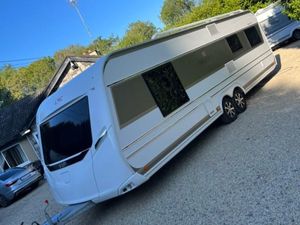 2023 Lmc 6 Berth Fixed Island Bed Caravan - Image 2