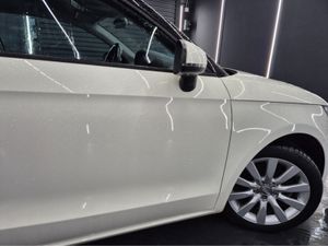 Audi A1 1.6 TDI SPORT 104BHP 3DR - Image 2