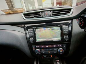 NISSAN QASHQAI 1.2 SV 18 4DR - Image 3
