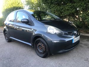 Toyota Aygo  1.0 VVT-i Aura 5 door - Image 4