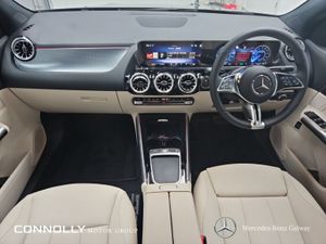 Mercedes-Benz EQA EQA 250  AMG Line Premium - Image 4