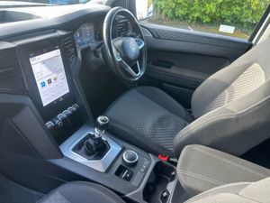 Volkswagen Amarok Life (2.0) 2.0tdi 168HP 4WD Man - Image 3