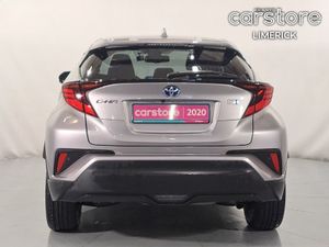Toyota C-HR 1.8 PET Hybrid Auto - Image 4