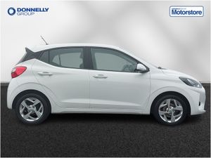 Hyundai i10 Hatchback SE Connect - Image 2