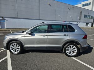 Volkswagen Tiguan 2.0 TDI, HIGHLINE, TILT / SLID P - Image 2