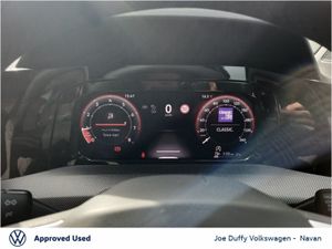 Volkswagen Golf R-line 1.5tsi 150HP Available TO - Image 3
