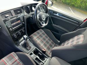 Volkswagen Golf GTI 2.0tsi 220HP Auto - Image 3