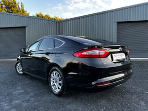 Ford Mondeo 152’ Titanium PANORAMIC SUNROOF - Image 3