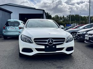 Mercedes benz 200 - Image 2