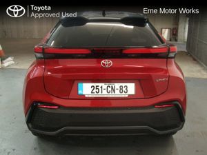 Toyota C-HR C-HR PHEV SOL - Image 4