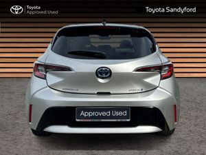 Toyota Corolla LUNA SPORT HATCHBACK // AIR CON // - Image 4