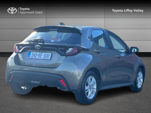Toyota Yaris Yaris Hybrid Luna - Image 2