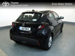 Toyota Yaris YARIS 1.0 LUNA - Image 2