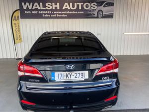 Hyundai i40 1.7 CRDI SE NAV BL/DR 115 4DR - Image 2