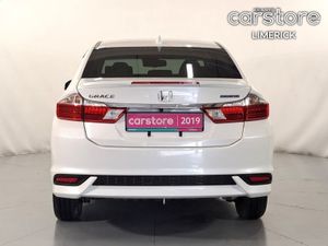 Honda Grace 1.5 PET Hybrid  low Mileage - Image 4