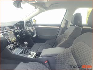 Skoda Superb AMB 2.0tdi 150HP - Image 4