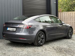 211 Tesla Model 3 Standard Range Plus - Image 3