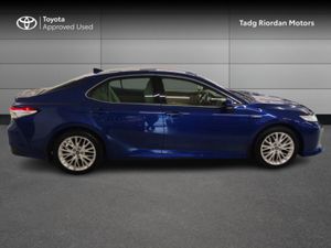 Toyota Camry HYBRID PLATINUM 4DR AUTO - Image 3