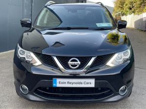 Nissan Qashqai 1.5dci  SV PREMIUM LOW KMS! - Image 3