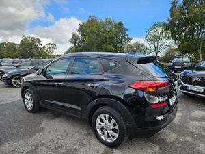 Hyundai Tucson Executive 5DR - Image 2